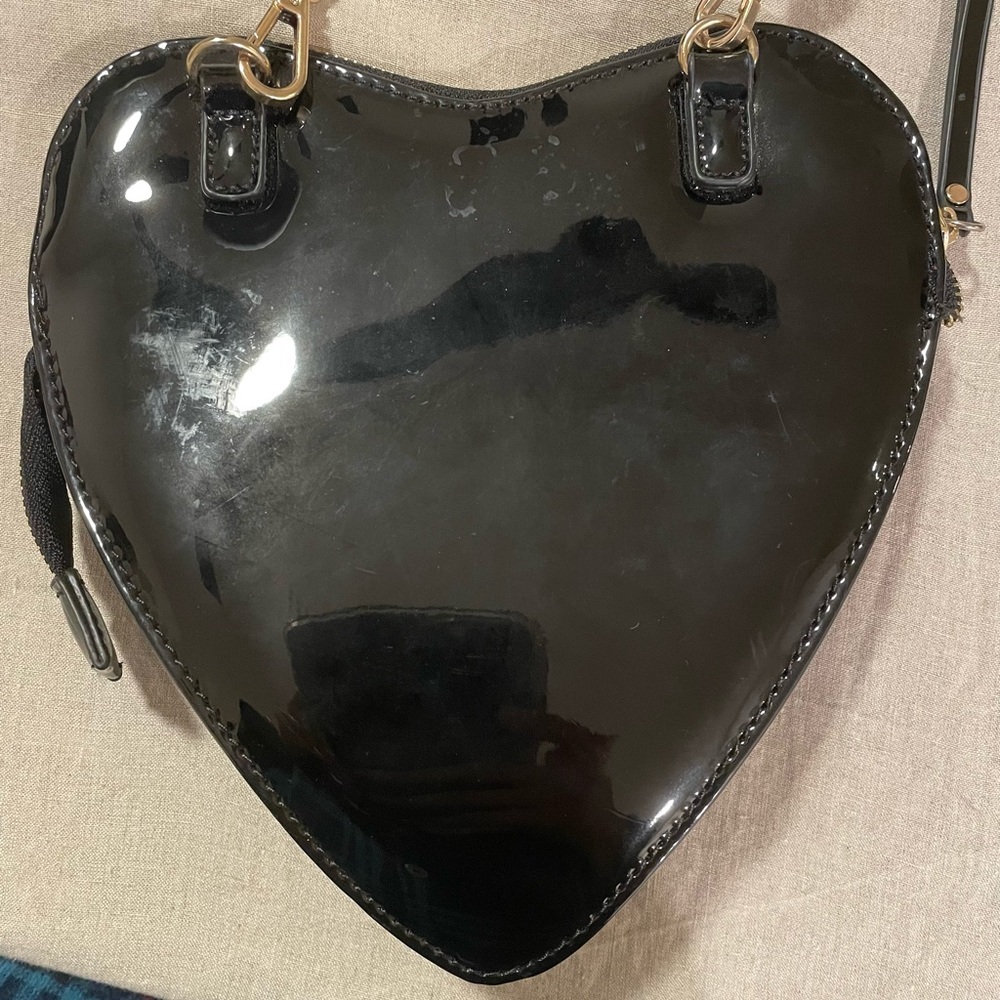 Cute little black heart shaped purse